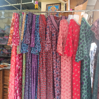 Clothes-https://media.vyaparify.com/vcards/products/119200/product_1737361233_678e0751d00b7.png Image