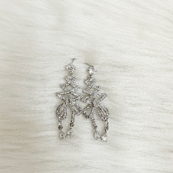  Earring ZENA BRIDAL C O Zena Bridal  Walford Northern  Col Next To 5th Season