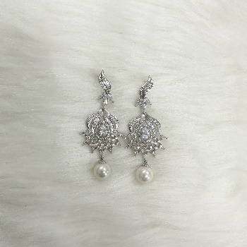  Earring ZENA BRIDAL C O Zena Bridal  Walford Northern  Col Next To 5th Season