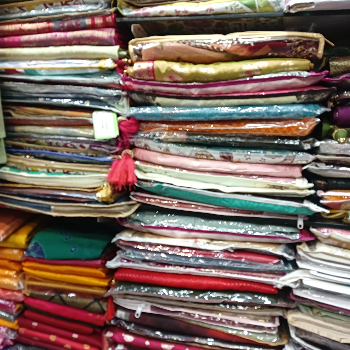 Suits-https://media.vyaparify.com/vcards/products/120370/product_1737542447_6790cb2f78a8d.png Image