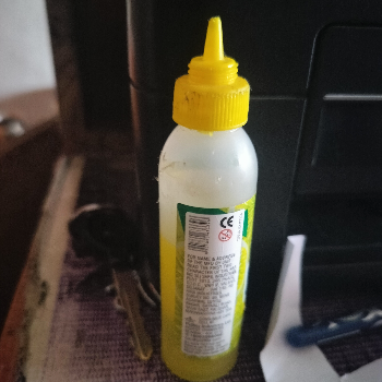 Oil-https://media.vyaparify.com/vcards/products/120391/product_1737543781_6790d065d0ff9.png Image