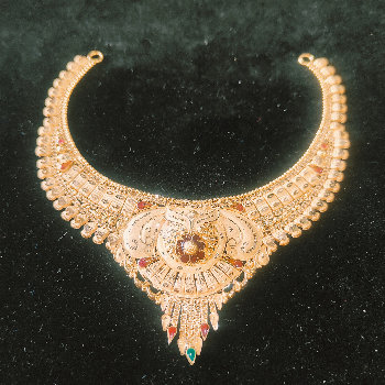 Jewellery-https://media.vyaparify.com/vcards/products/123824/product_1737810575_6794e28f369ca.png Image