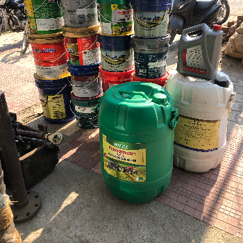 Engine Oil-https://media.vyaparify.com/vcards/products/124151/product_1737961404_67972fbc1d11b.png Image