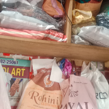 Boutique-https://media.vyaparify.com/vcards/products/124245/product_1737966222_6797428e05bf6.png Image