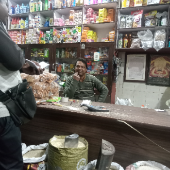 Jamna kiryana store-https://media.vyaparify.com/vcards/products/124879/product_1737981935_67977fefe421a.png Image