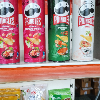 Store-https://media.vyaparify.com/vcards/products/125328/product_1738057485_6798a70ddf1dd.png Image