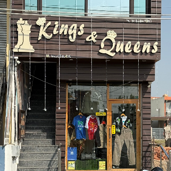 Garments-https://media.vyaparify.com/vcards/products/125464/product_1738062616_6798bb18994df.png Image