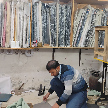 Garments-https://media.vyaparify.com/vcards/products/126986/product_1738152044_679a186c9eddf.png Image