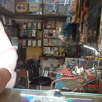 Mobile repairing-https://media.vyaparify.com/vcards/products/127401/product_1738223117_679b2e0d9dcfb.png Image