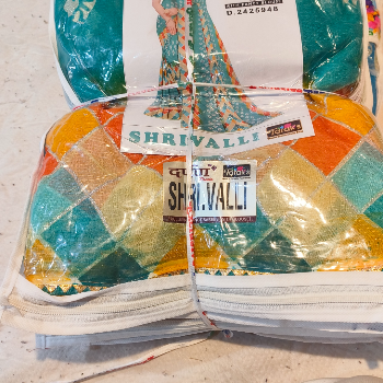 SAREE-https://media.vyaparify.com/vcards/products/127444/product_1738226360_679b3ab8479e3.png Image