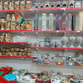 Handicraft-https://media.vyaparify.com/vcards/products/127489/product_1738229532_679b471c17152.png Image