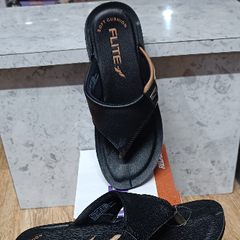 Footwear-https://media.vyaparify.com/vcards/products/127532/product_1738232355_679b52231b594.png Image