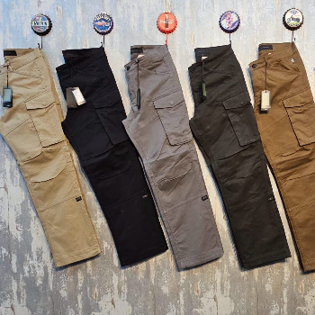 G-Star Cargo Pants-https://media.vyaparify.com/vcards/products/127553/product_1738234280_679b59a8b9882.png Image