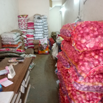 Onion-https://media.vyaparify.com/vcards/products/127605/product_1738236478_679b623e54e75.png Image