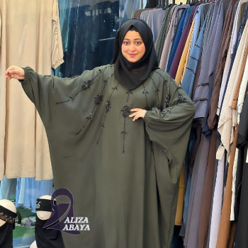 Abaya-https://media.vyaparify.com/vcards/products/127661/product_1738238195_679b68f3ddea6.png Image