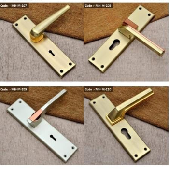 Metro handle with key-https://media.vyaparify.com/vcards/products/127707/product_1738239614_679b6e7e73b38.png Image