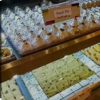 Sweets-https://media.vyaparify.com/vcards/products/127953/product_1738253555_679ba4f30c624.png Image