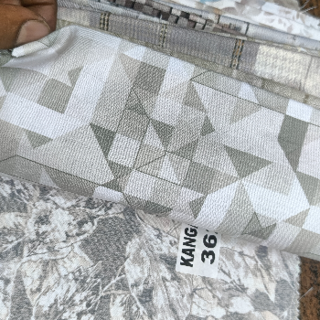 Clothes-https://media.vyaparify.com/vcards/products/128551/product_1738328206_679cc88e84da1.png Image