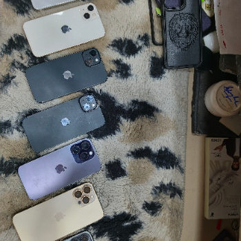 Iphone-https://media.vyaparify.com/vcards/products/128562/product_1738329441_679ccd615b2b4.png Image