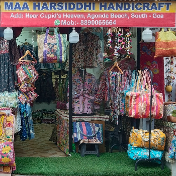 Handicrafts-https://media.vyaparify.com/vcards/products/131071/product_1738392326_679dc3068959e.png Image