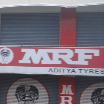 Tyres-https://media.vyaparify.com/vcards/products/132852/product_1738758395_67a358fbe87f6.png Image