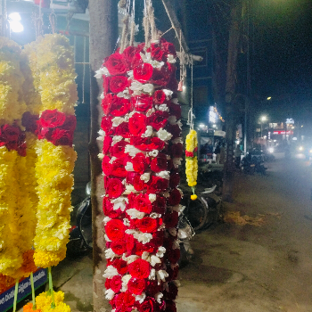 Flower stall-https://media.vyaparify.com/vcards/products/132853/product_1738759245_67a35c4de892f.png Image