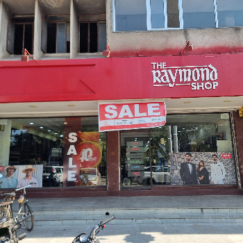 Reafymade garments-https://media.vyaparify.com/vcards/products/133391/product_1738914707_67a5bb93be0c1.png Image