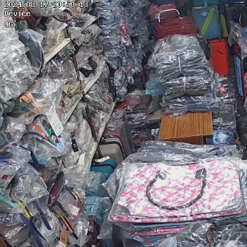 Bags-https://media.vyaparify.com/vcards/products/133455/product_1738916534_67a5c2b65c9f7.png Image