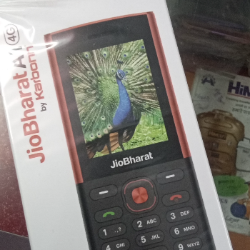 Mobile store-https://media.vyaparify.com/vcards/products/133722/product_1738925269_67a5e4d55ee41.png Image