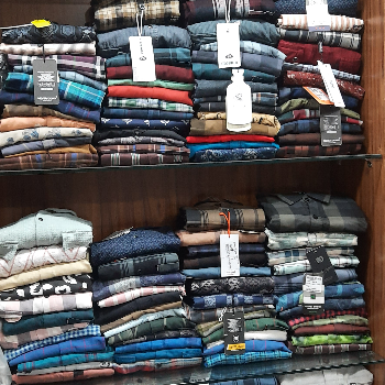 Garments-https://media.vyaparify.com/vcards/products/133916/product_1738935518_67a60cde34f33.png Image