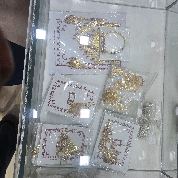 Jewellry-https://media.vyaparify.com/vcards/products/137567/product_1739186932_67a9e2f440e95.png Image