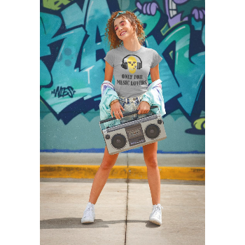 Music Lover T-Shirt-https://media.vyaparify.com/vcards/products/138291/product_1739256382_67aaf23e3526e.png Image