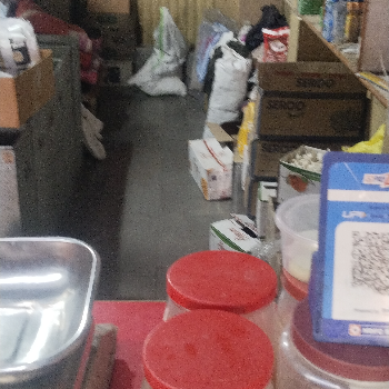 Momoji kirana-https://media.vyaparify.com/vcards/products/138456/product_1739261030_67ab04661b469.png Image