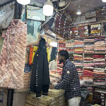 Clothing-https://media.vyaparify.com/vcards/products/138923/product_1739354677_67ac723583875.png Image