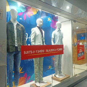 Apparels-https://media.vyaparify.com/vcards/products/139143/product_1739367695_67aca50fafee2.png Image