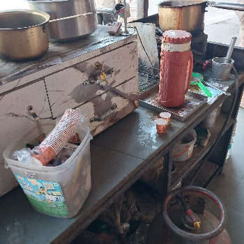 Restaurants-https://media.vyaparify.com/vcards/products/139668/product_1739446151_67add787cd938.png Image