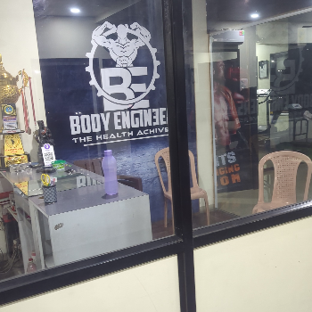 Game-https://media.vyaparify.com/vcards/products/140322/product_1739512403_67aeda53cbb0d.png Image