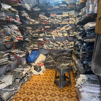 Garments-https://media.vyaparify.com/vcards/products/143095/product_1739594231_67b019f7346d4.png Image