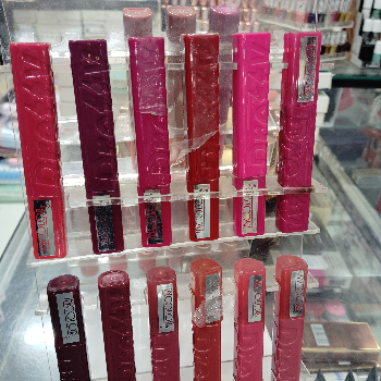 Incolor lipstick-https://media.vyaparify.com/vcards/products/143635/product_1739619328_67b07c002e1e7.png Image