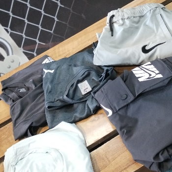 Garments-https://media.vyaparify.com/vcards/products/143643/product_1739619803_67b07ddb2e212.png Image