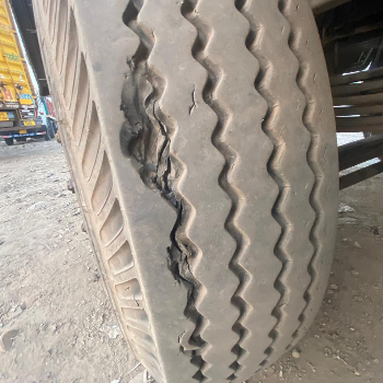 Car-https://media.vyaparify.com/vcards/products/143926/product_1739773317_67b2d5850d1d4.png Image