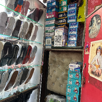 shoes-https://media.vyaparify.com/vcards/products/143929/product_1739773540_67b2d6643f903.png Image