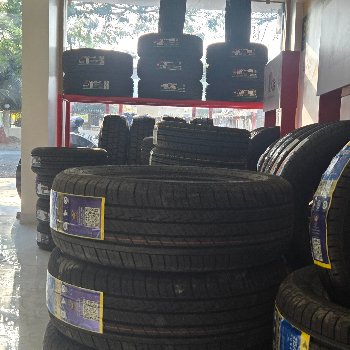 Tyres-https://media.vyaparify.com/vcards/products/144470/product_1739879546_67b4747a3358b.png Image