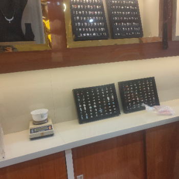 Santosh jewellers-https://media.vyaparify.com/vcards/products/144566/product_1739941539_67b566a3b5f52.png Image