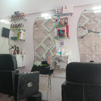 Salon-https://media.vyaparify.com/vcards/products/144592/product_1739948052_67b580149adc7.png Image