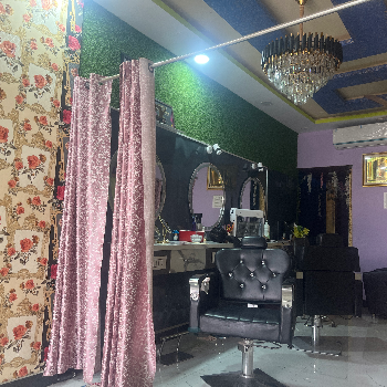 Beauty makeup-https://media.vyaparify.com/vcards/products/144598/product_1739948477_67b581bd1907c.png Image