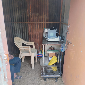 Milk shop-https://media.vyaparify.com/vcards/products/150343/product_1740451640_67bd2f380e26b.png Image