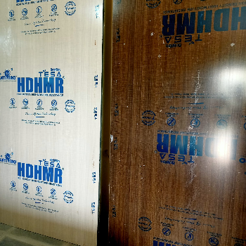 Plywood-https://media.vyaparify.com/vcards/products/153657/product_1740805356_67c294ec72d42.png Image
