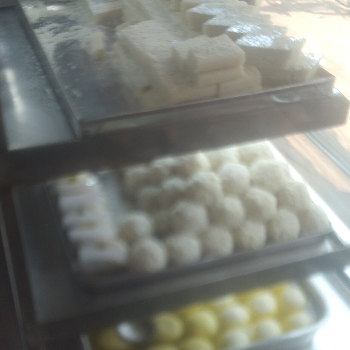 Sweets-https://media.vyaparify.com/vcards/products/154041/product_1740815694_67c2bd4edf821.png Image