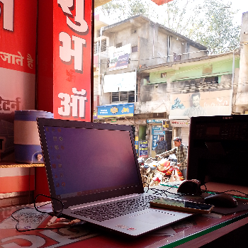 Personal service-https://media.vyaparify.com/vcards/products/154737/product_1740988990_67c5623e405b0.png Image